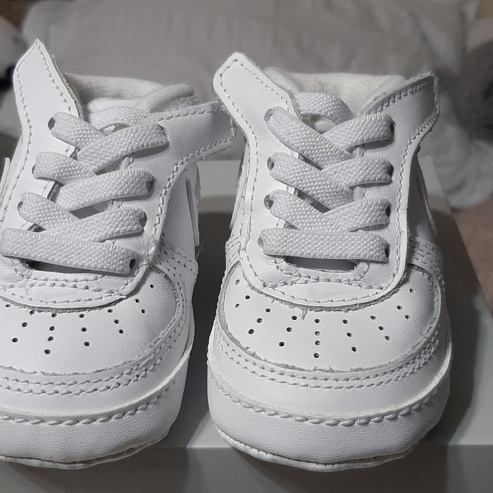 a boy new born shoes